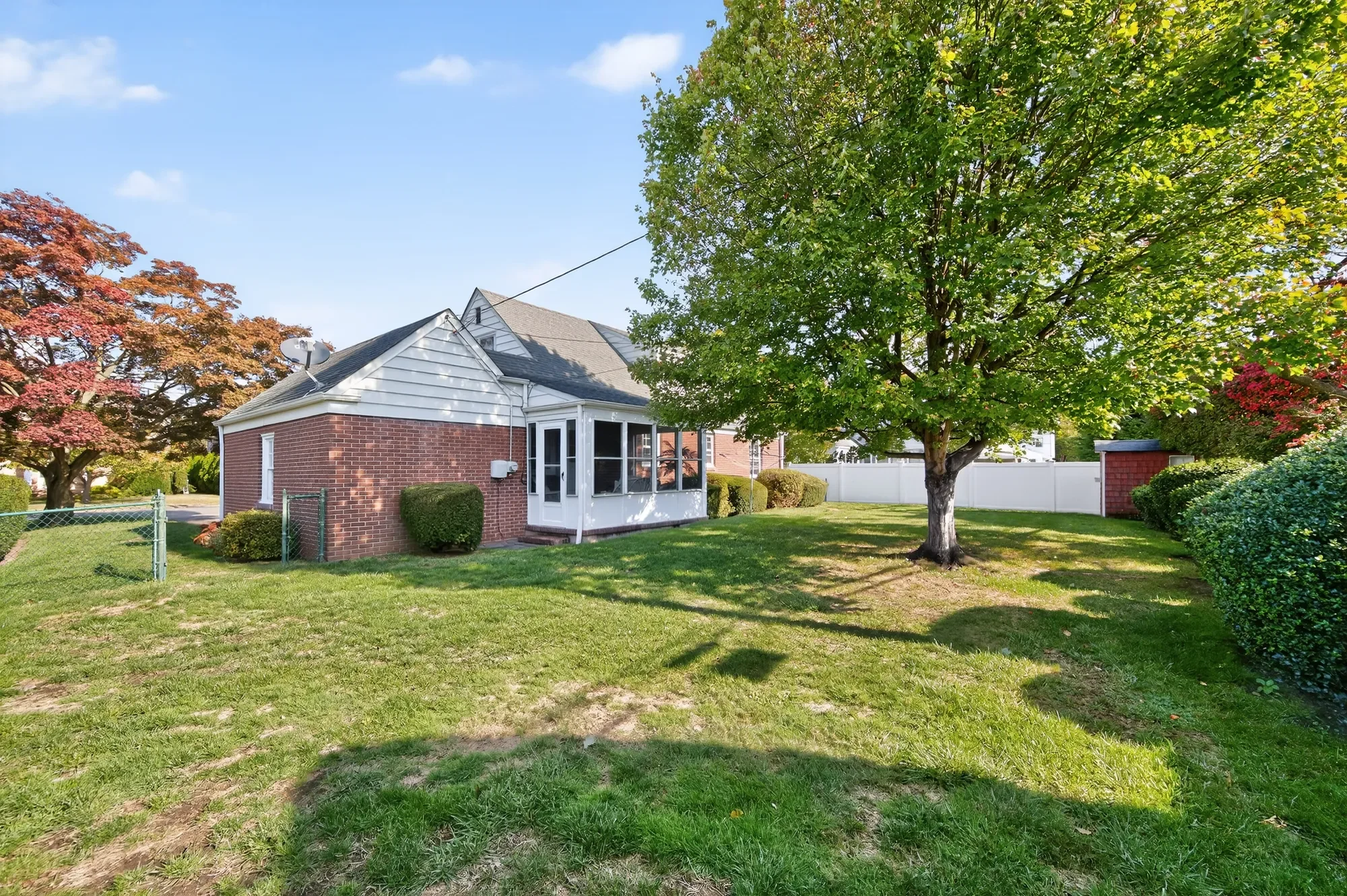 60 Concord Street , Westbury, NY 11590, Salisbury, New York, United States. - Photo 21