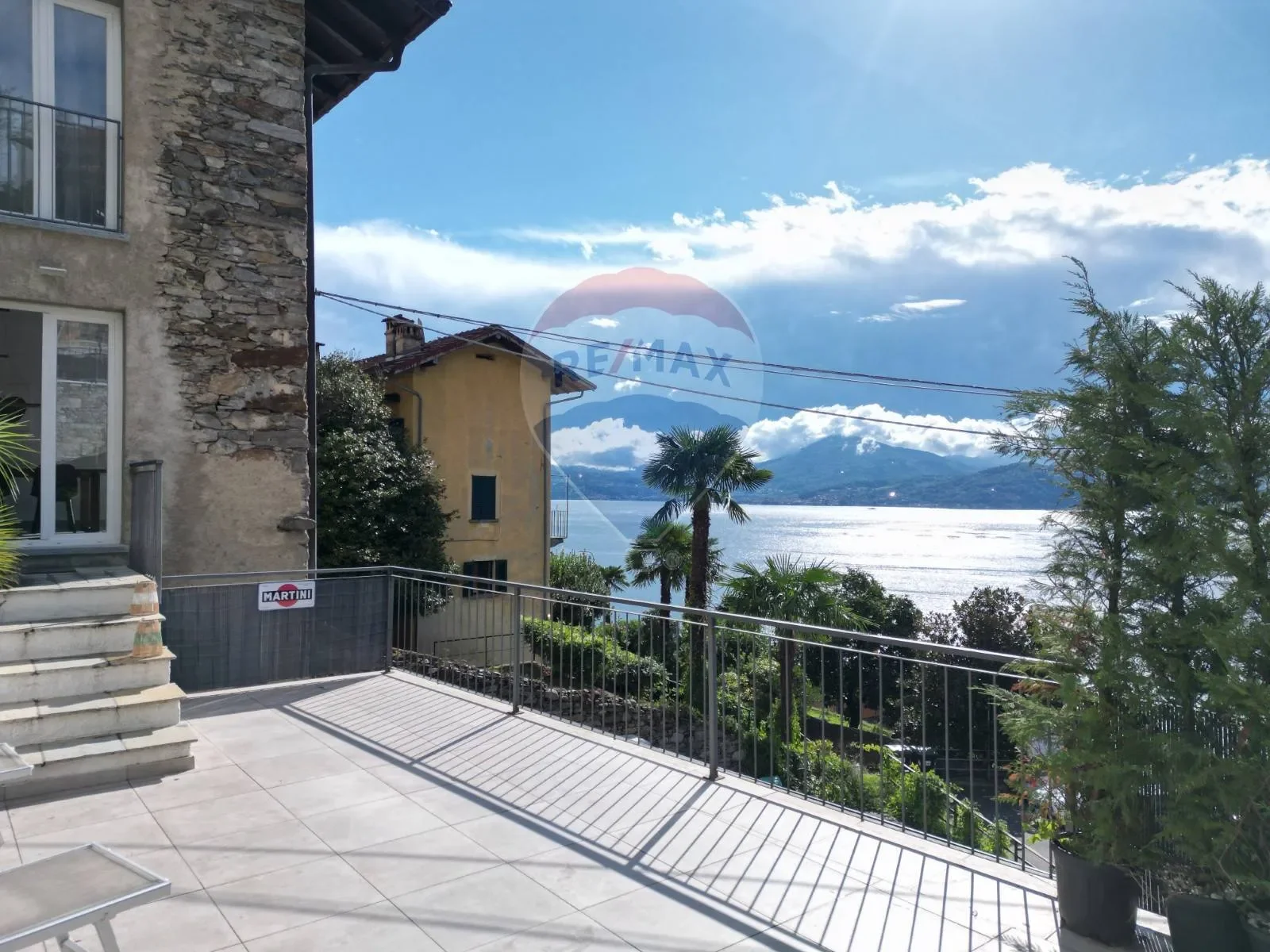 via al Donego, Barbè Superiore, Piedmont, Italy. - Photo 2