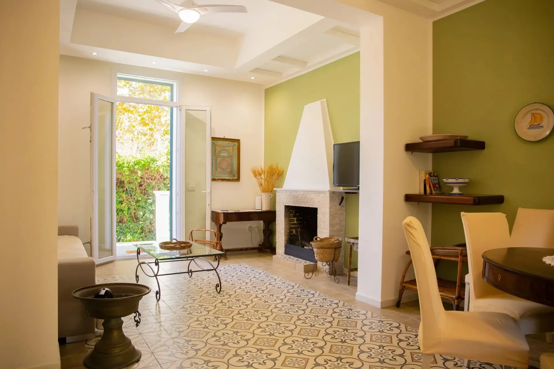 Gallery photo 3