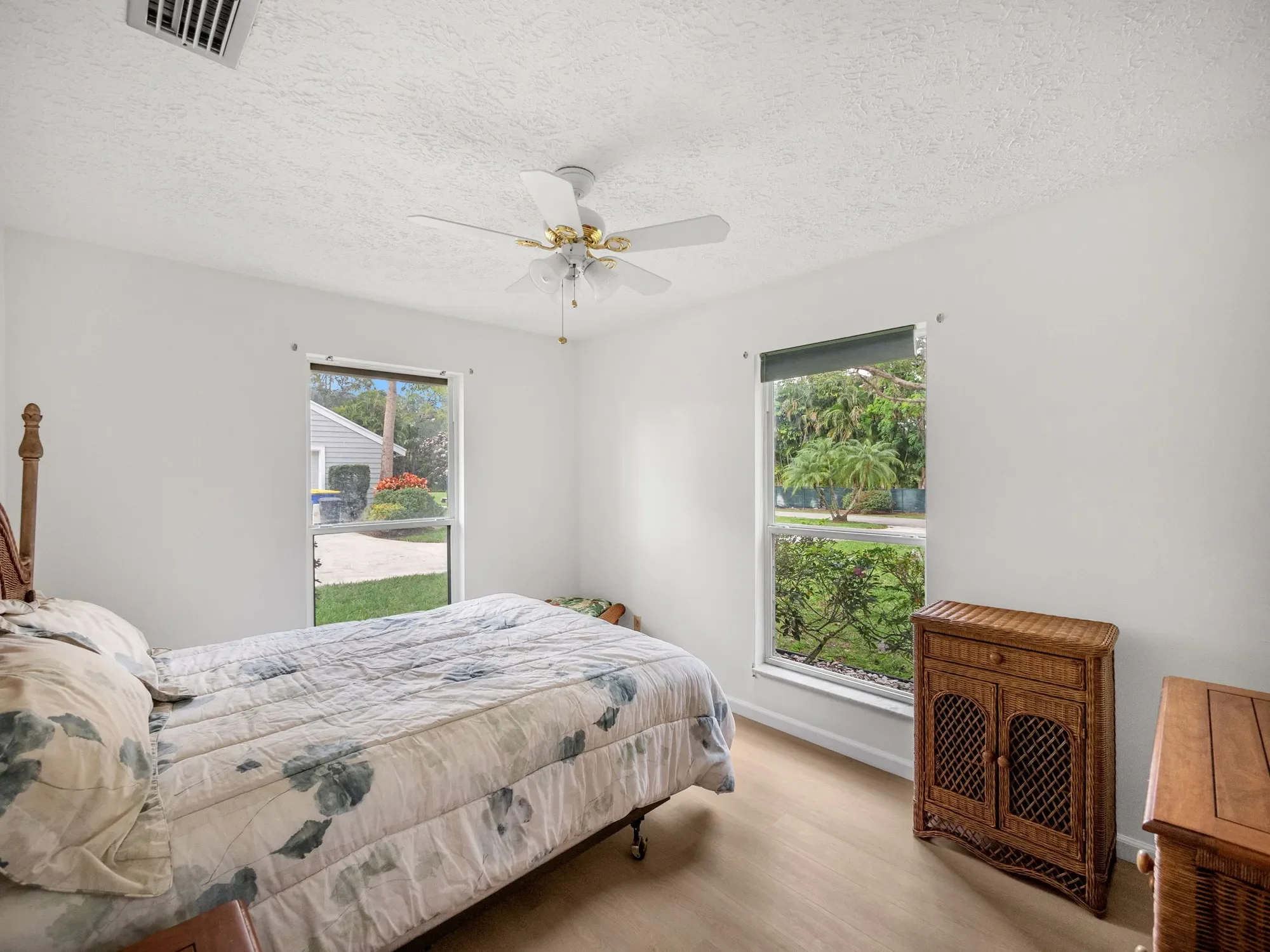 682 SW Falcon Street , Palm City, FL 34990, Palm City, Florida, United States. - Photo 15