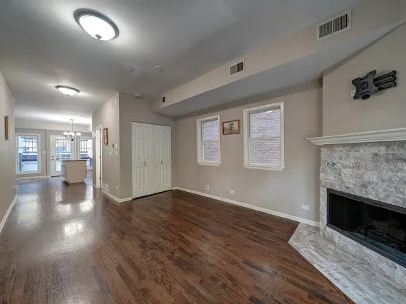 Gallery photo 6