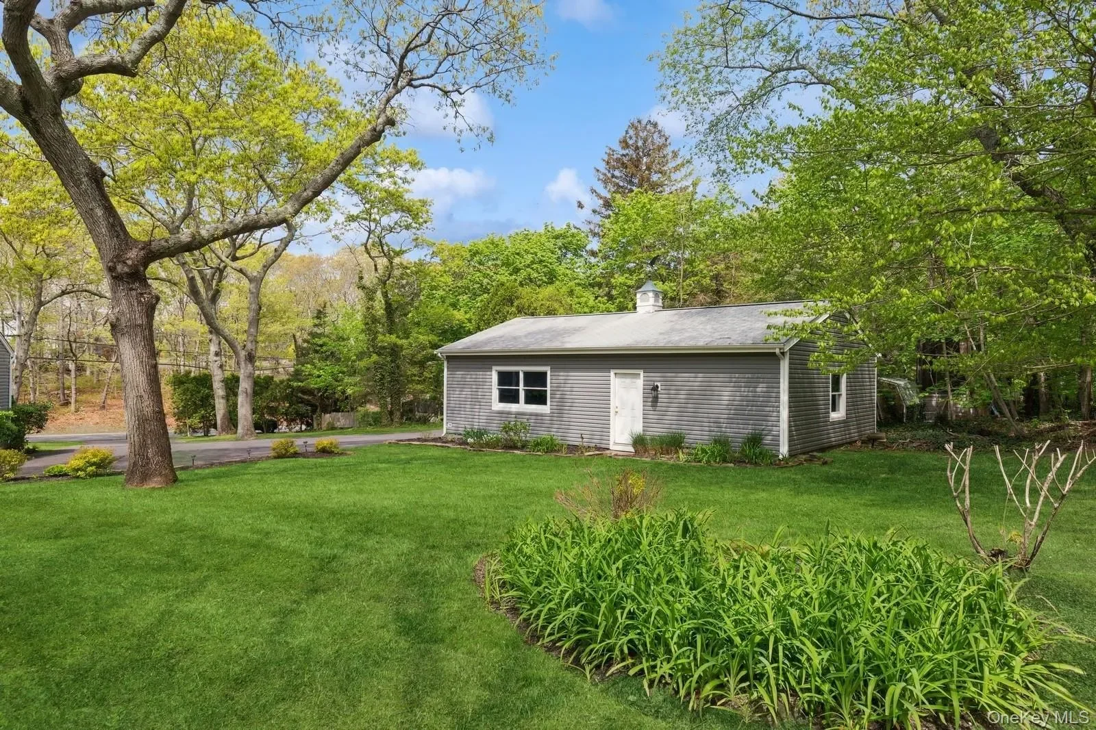 258 Church Lane, Aquebogue, New York, United States. - Photo 34
