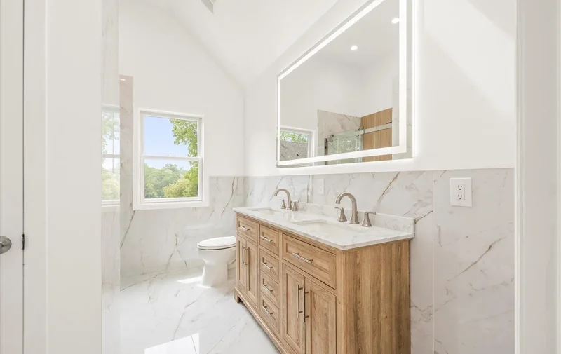 8 Maple Street, Roslyn Harbor, New York, United States. - Photo 23