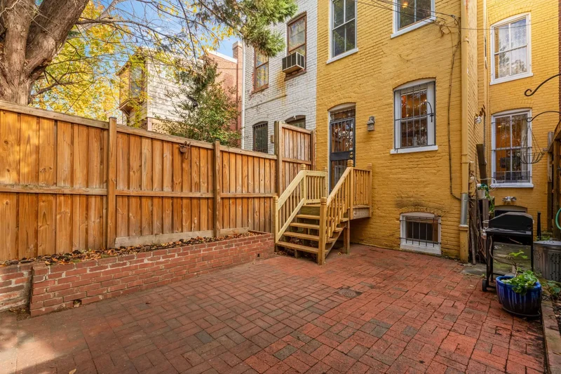 543 11th Street SE, Washington, DC 20003, Washington, District of Columbia, United States. - Photo 19