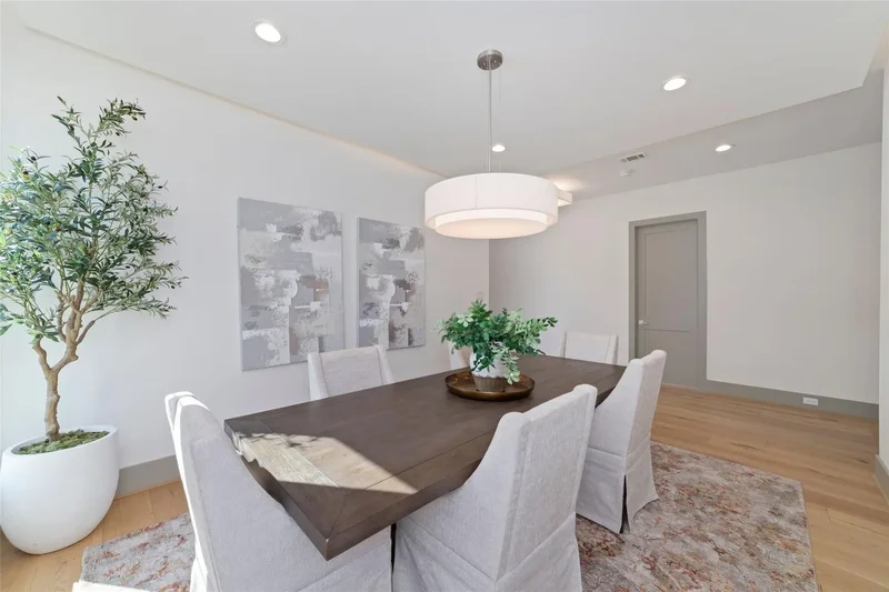 5200 Beech Street, Bellaire, Texas, United States. - Photo 10