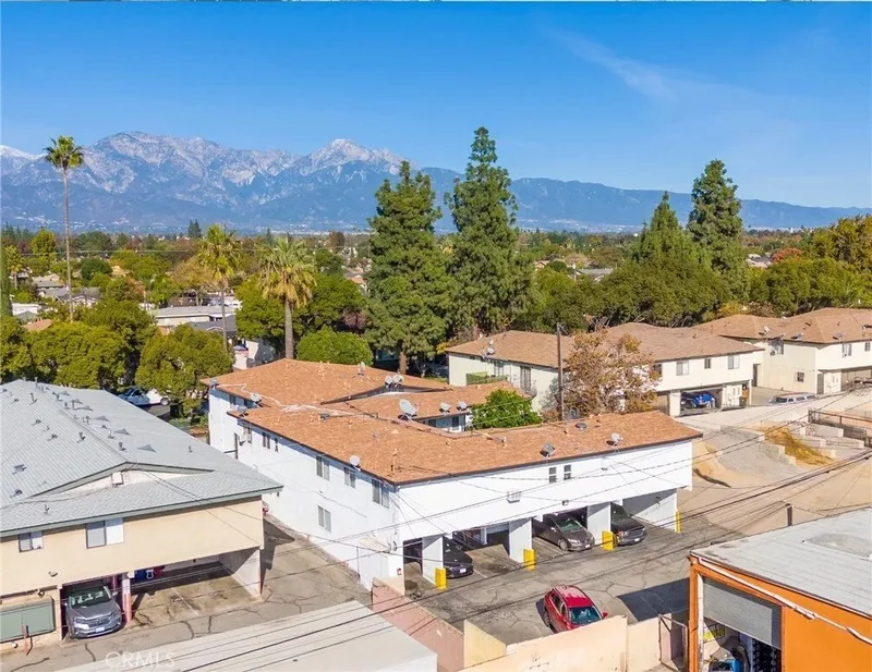 1425 W Stoneridge Court, Ontario, California, United States. - Photo 21