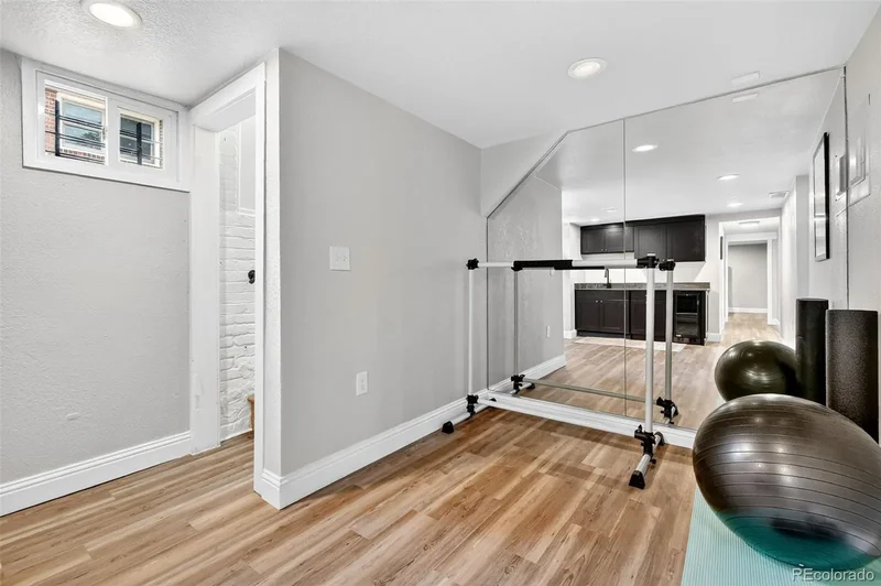 2065 Holly Street, Denver, Colorado, United States. - Photo 29