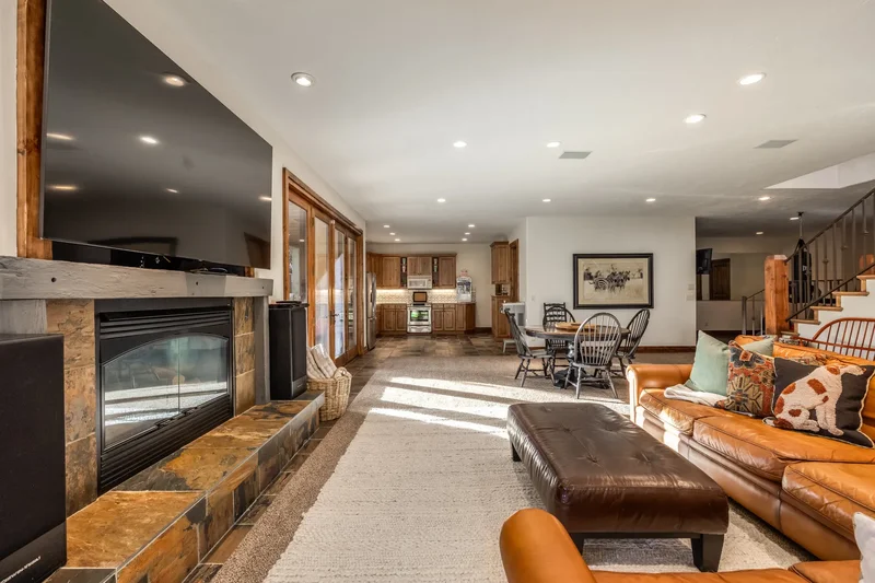 2091 S Windsor Park Circle, Bountiful, UT 84010, Bountiful, Utah, United States. - Photo 49