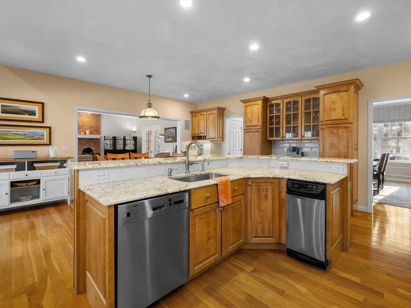 55 Nourse Street , Westborough, MA 01581, Westborough, Massachusetts, United States. - Photo 54