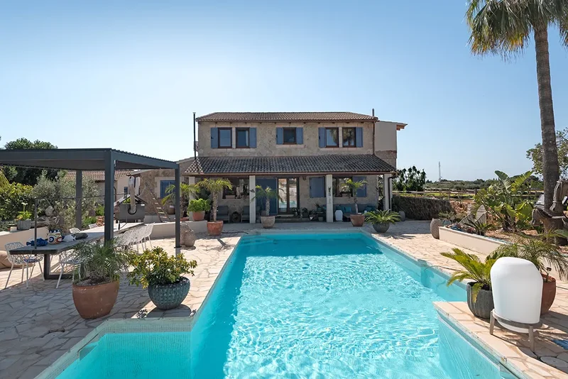 Charming Country House with pool