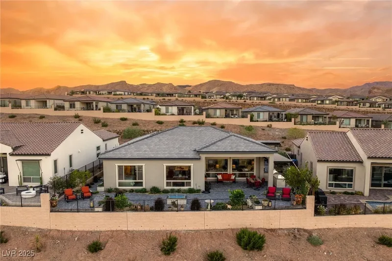 156 Stone Mesa Court, Henderson, Nevada, United States. - Photo 38