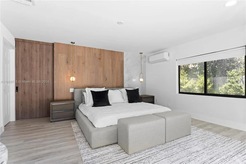 116 W 1st Ct, Miami Beach, Florida, United States. - Photo 27