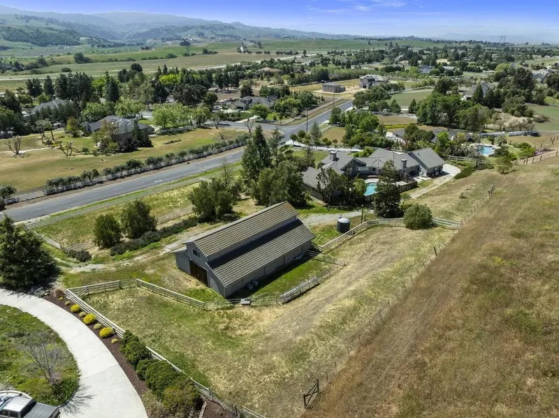 5955 Diablo Hills Road, Tres Pinos, CA 95075, Hollister, California, United States. - Photo 77