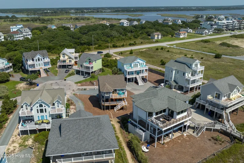 124 N Permuda Wynd Drive, North Topsail Beach, NC 28460, North Topsail Beach, North Carolina, United States. - Photo 38