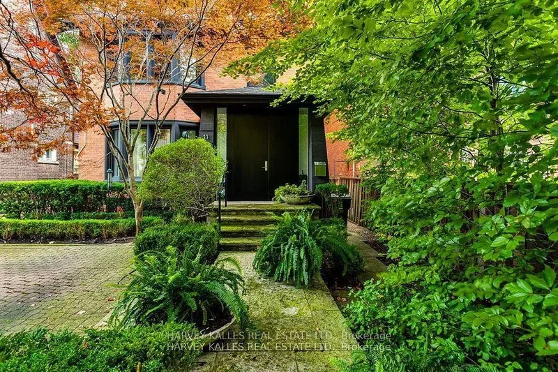 11 Shorncliffe Avenue, Toronto, ON, M4V 1S9, CANADA, Toronto, Ontario, Canada. - Photo 3