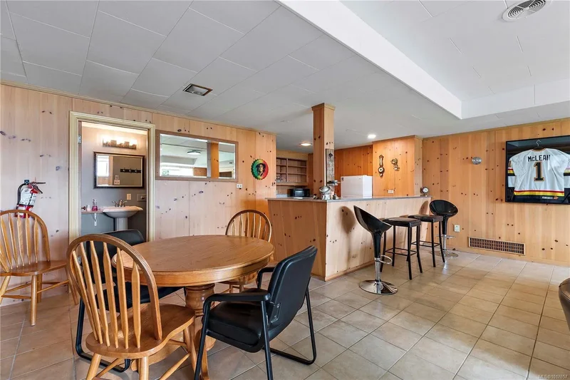 5957 Sooke Rd, Sooke, British Columbia, Canada. - Photo 34