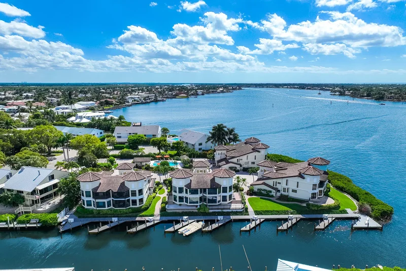1311 Chesapeake Avenue , 4A, Naples, FL 34102, Naples, Florida, United States. - Photo 40