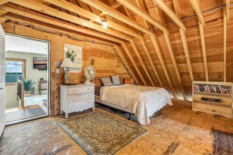 11 Steamboat Hill Road, Swans Island, ME 04685, Swans Island, Maine, United States. - Photo 19