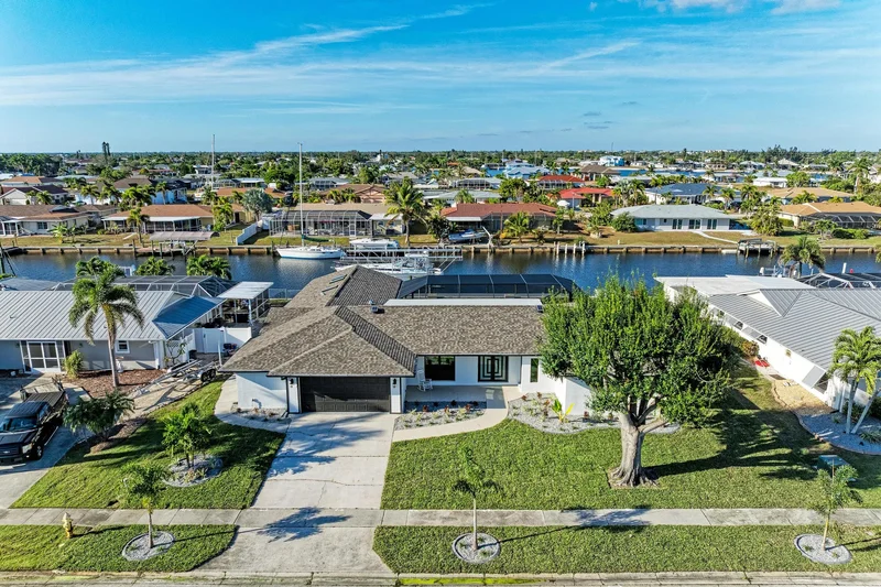 258 Tait Terrace SE, Port Charlotte, FL 33952, Port Charlotte, Florida, United States. - Photo 4