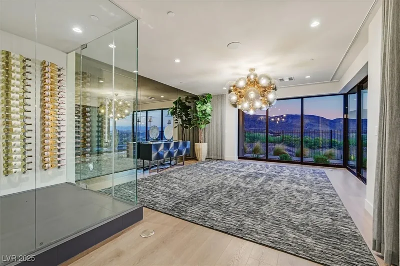 807 Magnum Cliff Court, Henderson, Nevada, United States. - Photo 20
