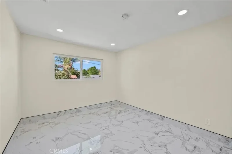 10005 Sepulveda, Los Angeles, California, United States. - Photo 20