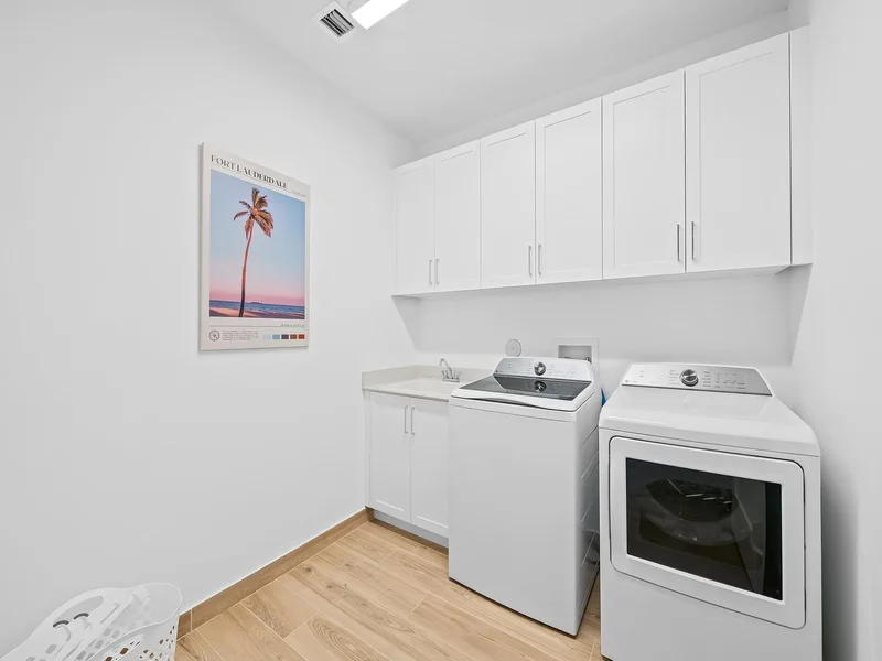 1421 SW 23rd Court, Fort Lauderdale, Florida, United States. - Photo 14