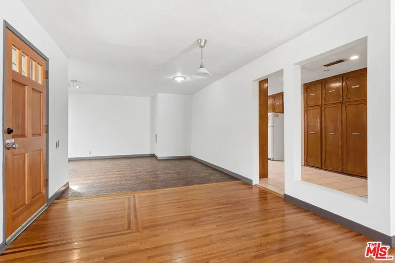 4373 Mcconnell Boulevard, Los Angeles, California, United States. - Photo 35