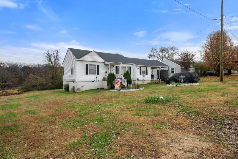 4252 Woods St, Nashville, Tennessee, United States. - Photo 37