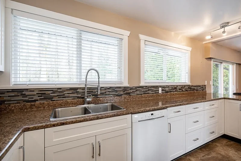 2259 Prairie Avenue, Port Coquitlam, British Columbia, Canada. - Photo 17