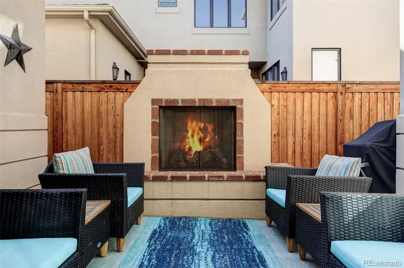 6 S Madison Street, Denver, Colorado, United States. - Photo 33