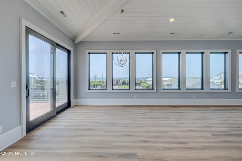 107 Raleigh Avenue, Surf City, North Carolina, United States. - Photo 20