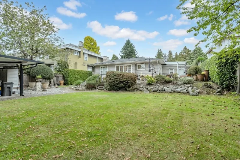 7187 Marguerite Street, Vancouver, BC, V6P5G4, CANADA, Vancouver, British Columbia, Canada. - Photo 9