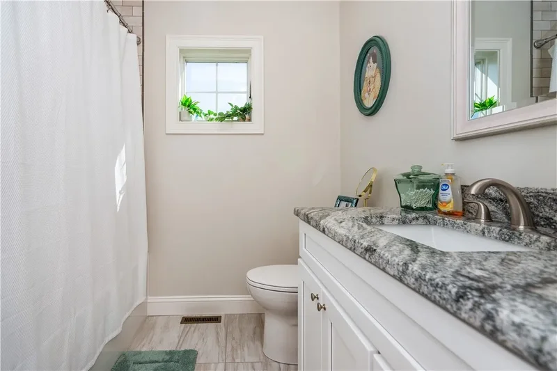 25 Wescott Way 80, Coventry, Rhode Island, United States. - Photo 46