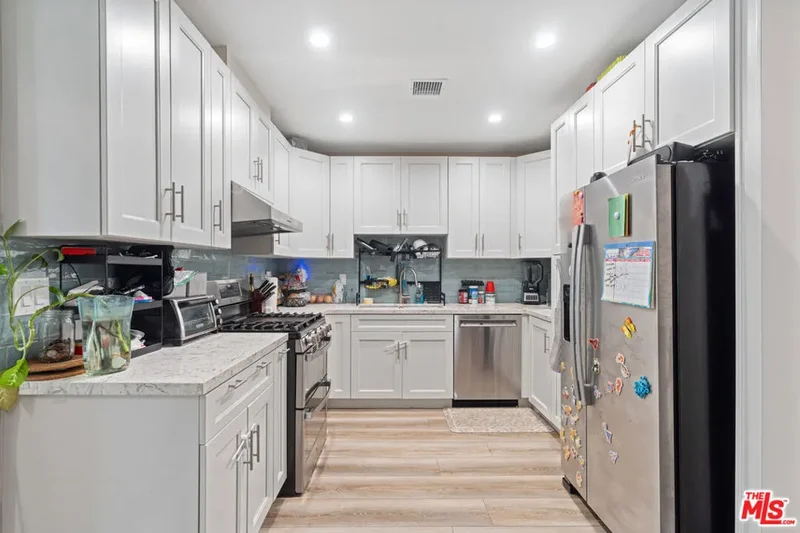 5040 W Slauson Avenue, Los Angeles, California, United States. - Photo 24