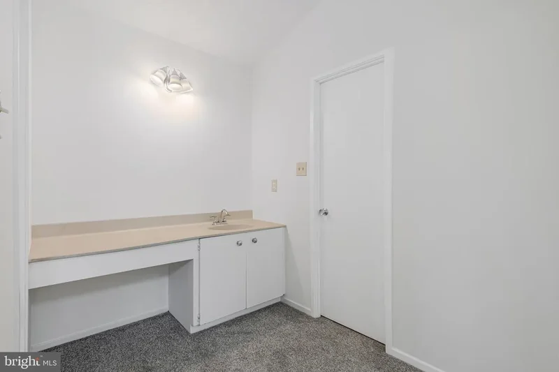9118 CRICKLEWOOD CT, VIENNA, VA, 22182, USA, Wolf Trap, Virginia, United States. - Photo 26