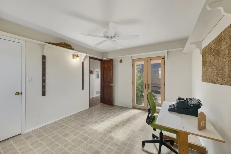 925 TRAMWAY Lane NE, Albuquerque, NM 87122, Albuquerque, New Mexico, United States. - Photo 32