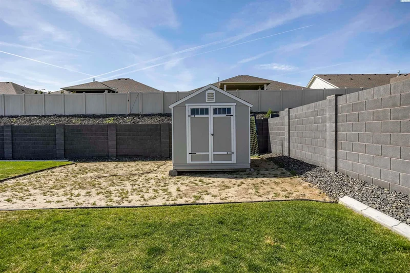 7037 W 35th Ave, Kennewick, WA 99338, Kennewick, Washington, United States. - Photo 18