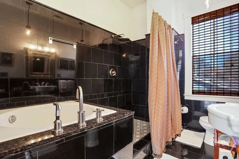 1815 Barnard Street, Savannah, Georgia, United States. - Photo 22