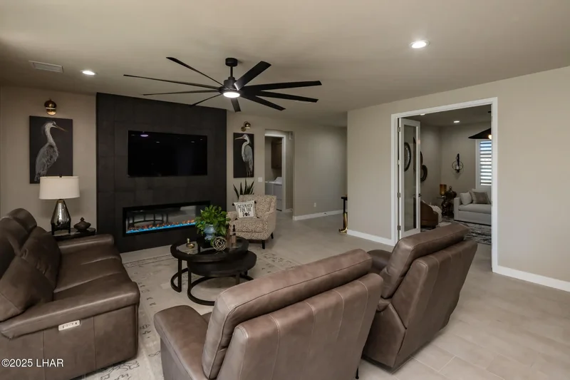 2158 Rudolph Dr, Lake Havasu City, AZ 86406, Lake Havasu City, Arizona, United States. - Photo 38