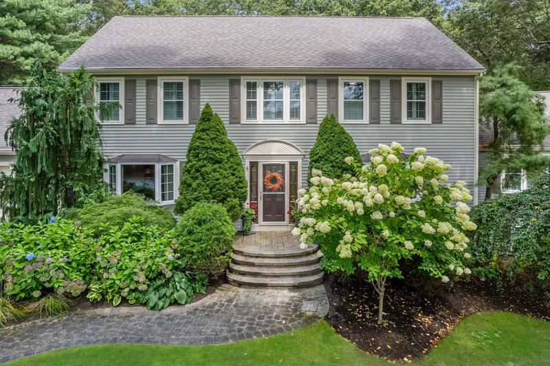 8 Princess Pine Road, Lincoln, Ri, 02865