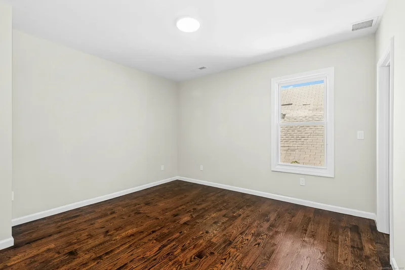354 Beechmont Avenue, Bridgeport, CT 06606, Bridgeport, Connecticut, United States. - Photo 19