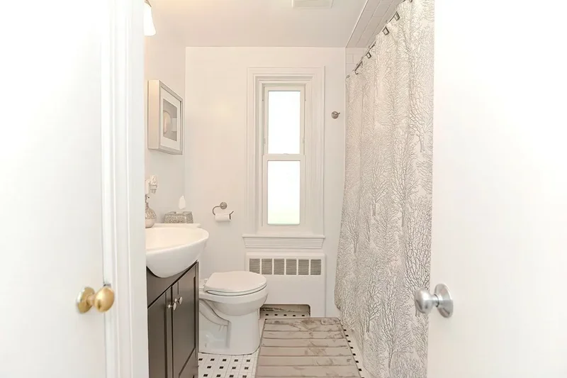 40 Fay Rd, Dedham, MA 02026, Dedham, Massachusetts, United States. - Photo 5