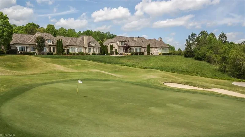 39 Creswell Manor Drive, Greensboro, North Carolina, United States. - Photo 8