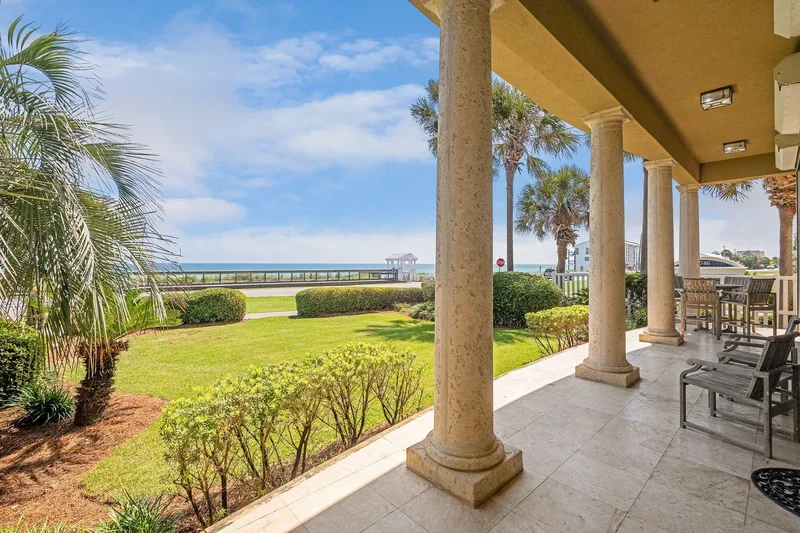 Miramar Beach, Florida, United States. - Photo 13