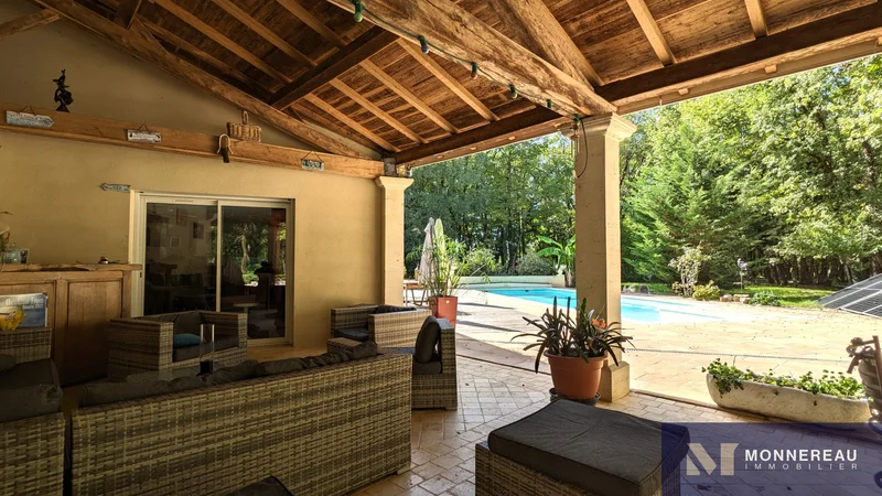 Lonnes, Nouvelle-Aquitaine, France. - Photo 10
