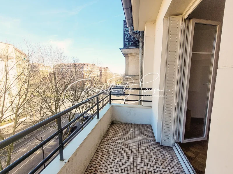 Duplex dernier étage - 4 chambres- 3 SDB - Balcon