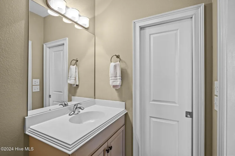 10108 Sea Breeze Drive, Emerald Isle, NC 28594, Emerald Isle, North Carolina, United States. - Photo 44