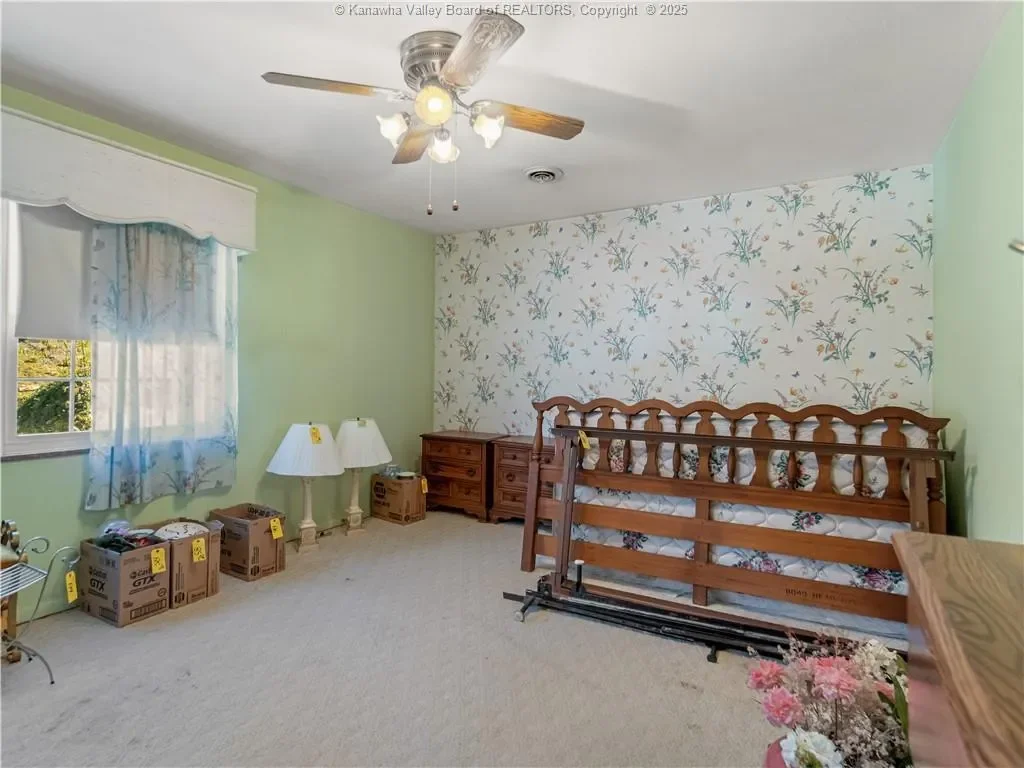 822 Whispering Way, South Charleston, WV 25303, Charleston, West Virginia, United States. - Photo 3