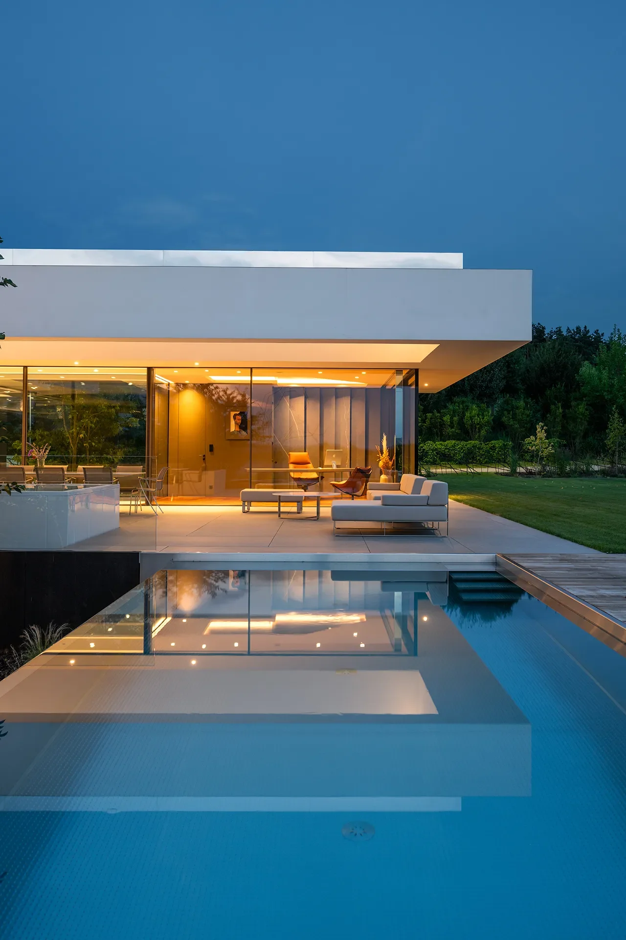 Exterior photo 10