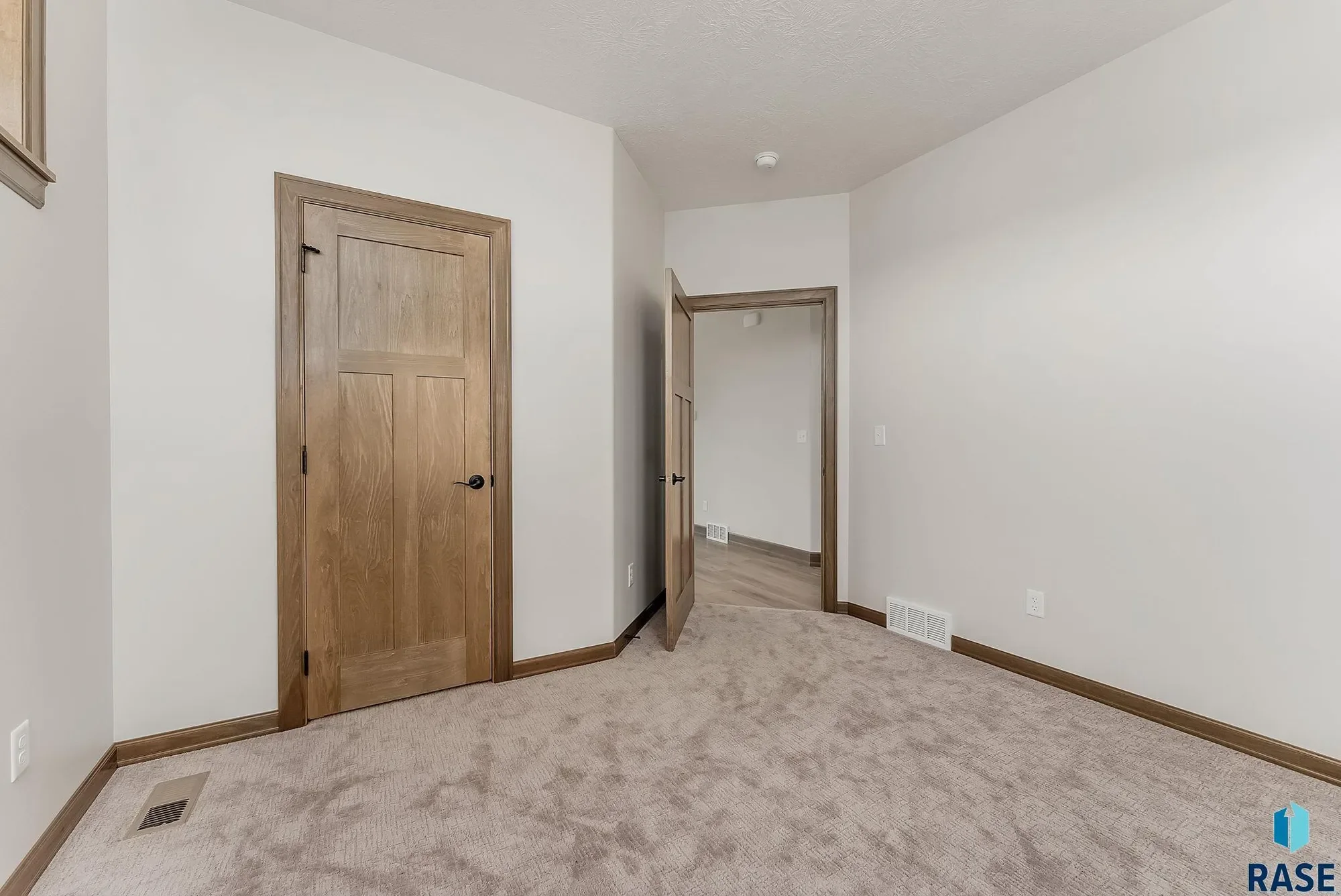 Gallery photo 10